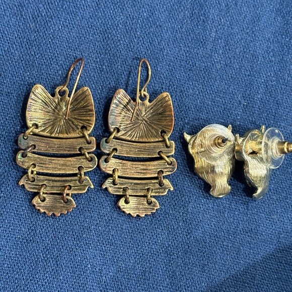 Two Pairs of Owl Earrings For Pierced Ears - Picture 4 of 4